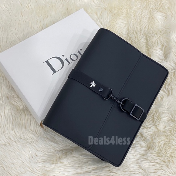 Dior Pouch - Picture 4 of 7